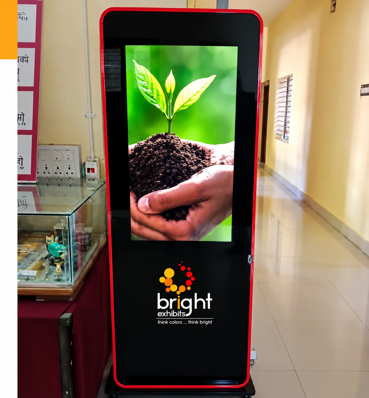 Floor Standing Interactive Touchscreen Totem Kiosk