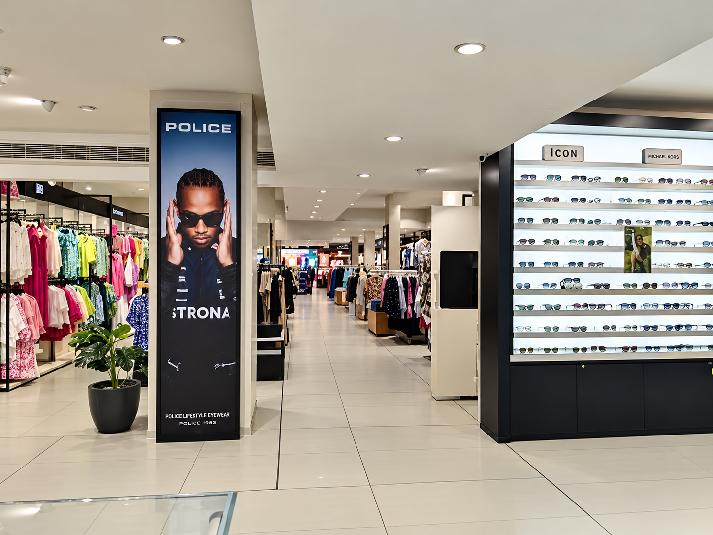 Police Eyewear Floor-to-Ceiling Mall Pillar Wrap